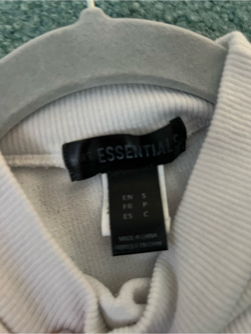 Mockneck - Picture 3 of 3